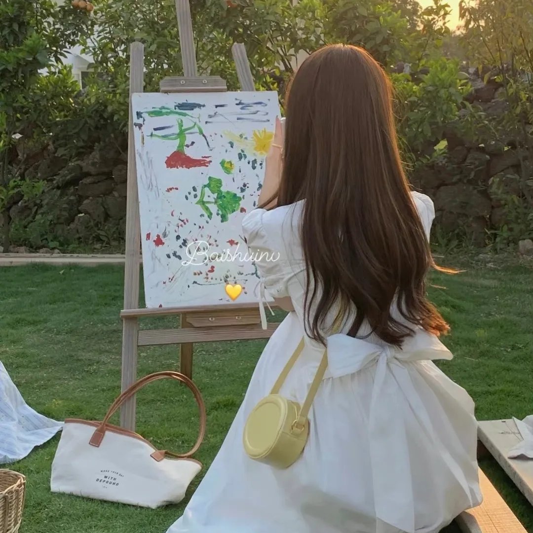 桃花映江山